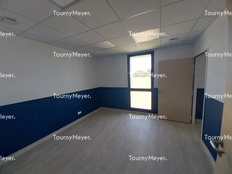 BUREAUX