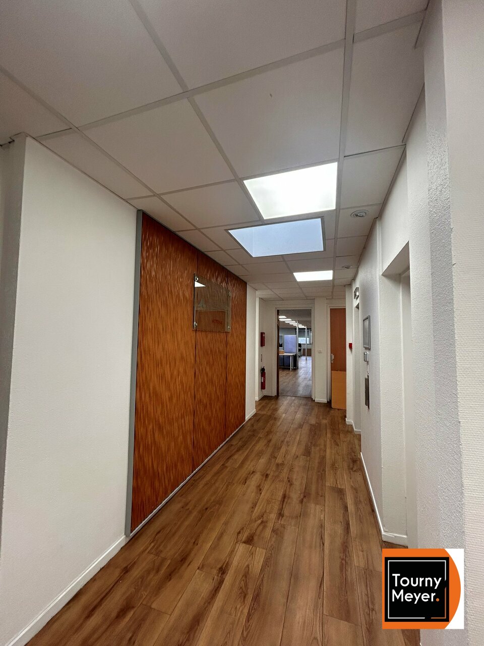 BUREAUX
