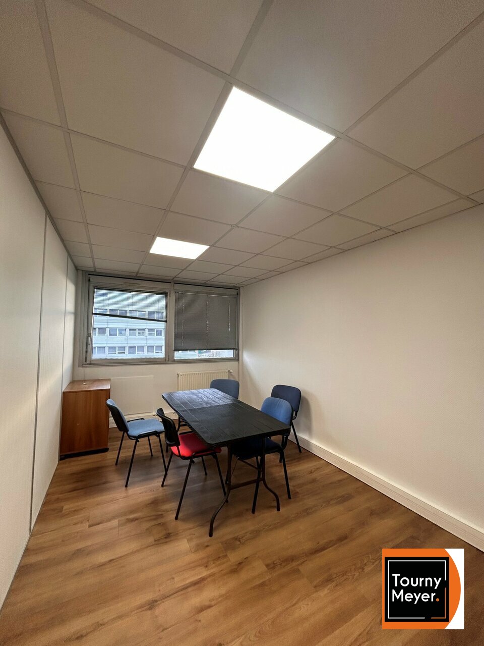 BUREAUX