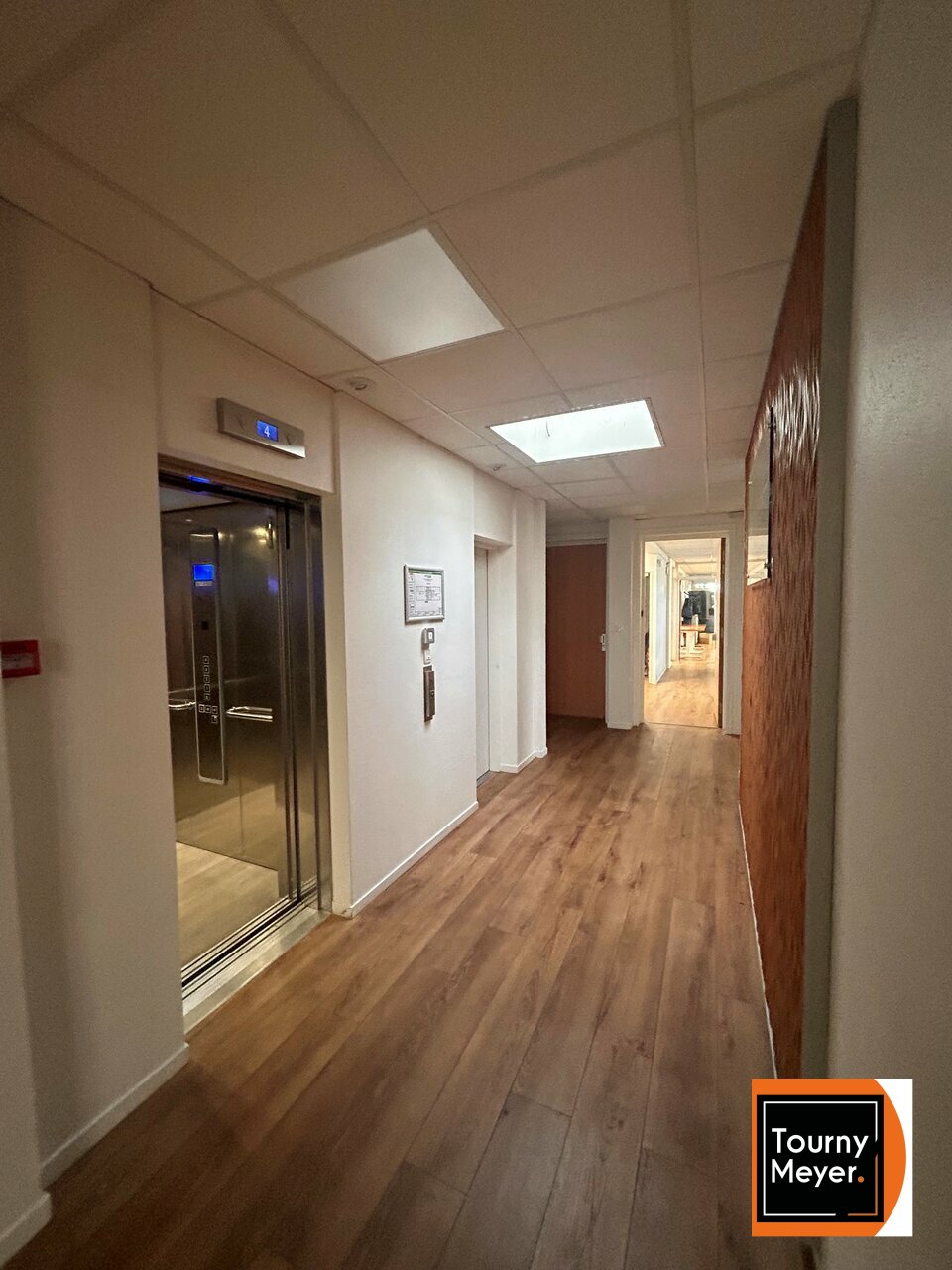 BUREAUX
