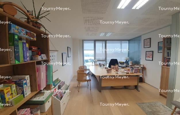 BUREAUX