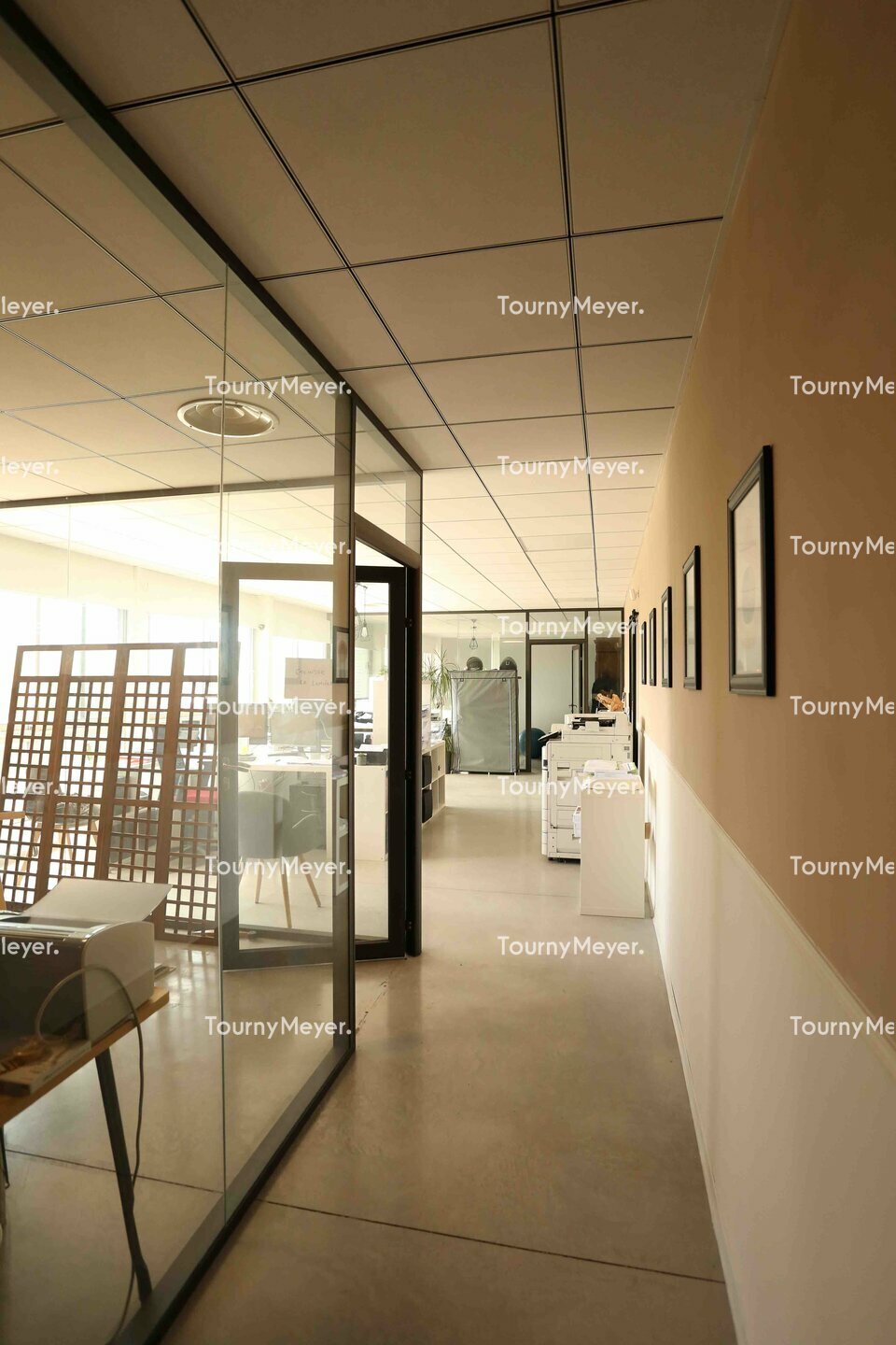 BUREAUX