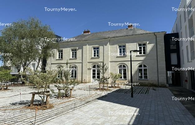BUREAUX
