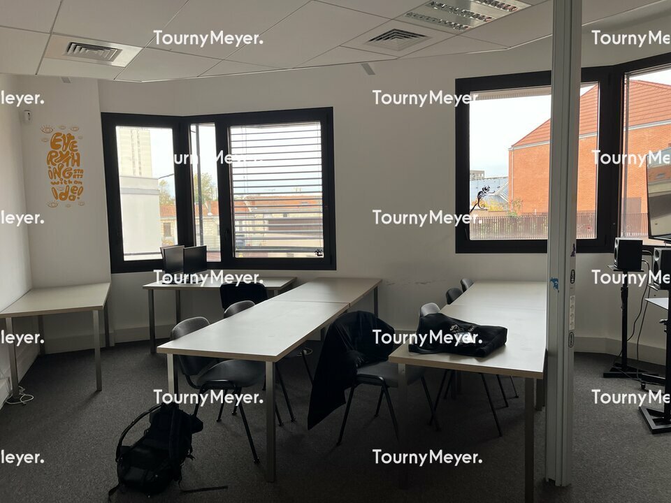 BUREAUX