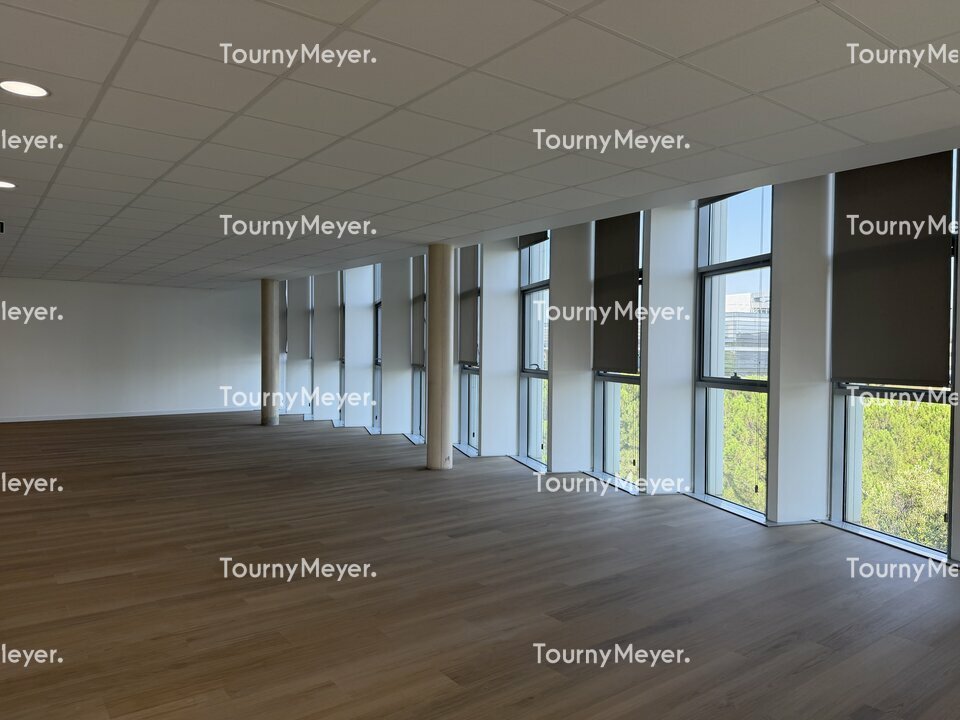 BUREAUX