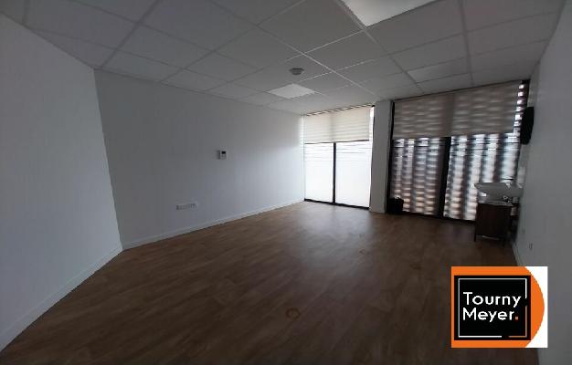 BUREAUX