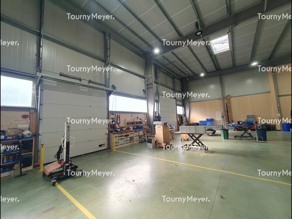 LOCAL D'ACTIVITES