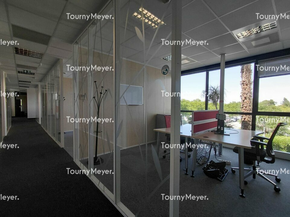 BUREAUX