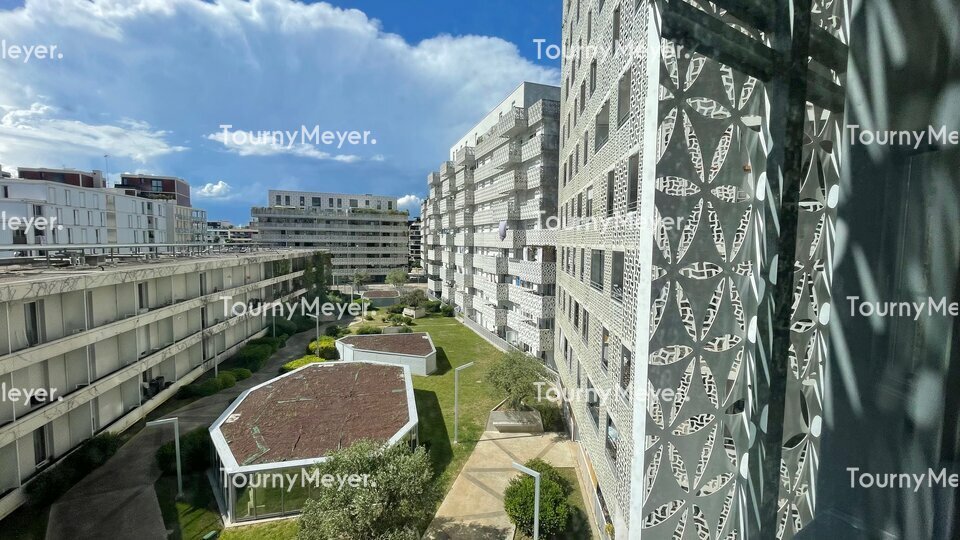 BUREAUX