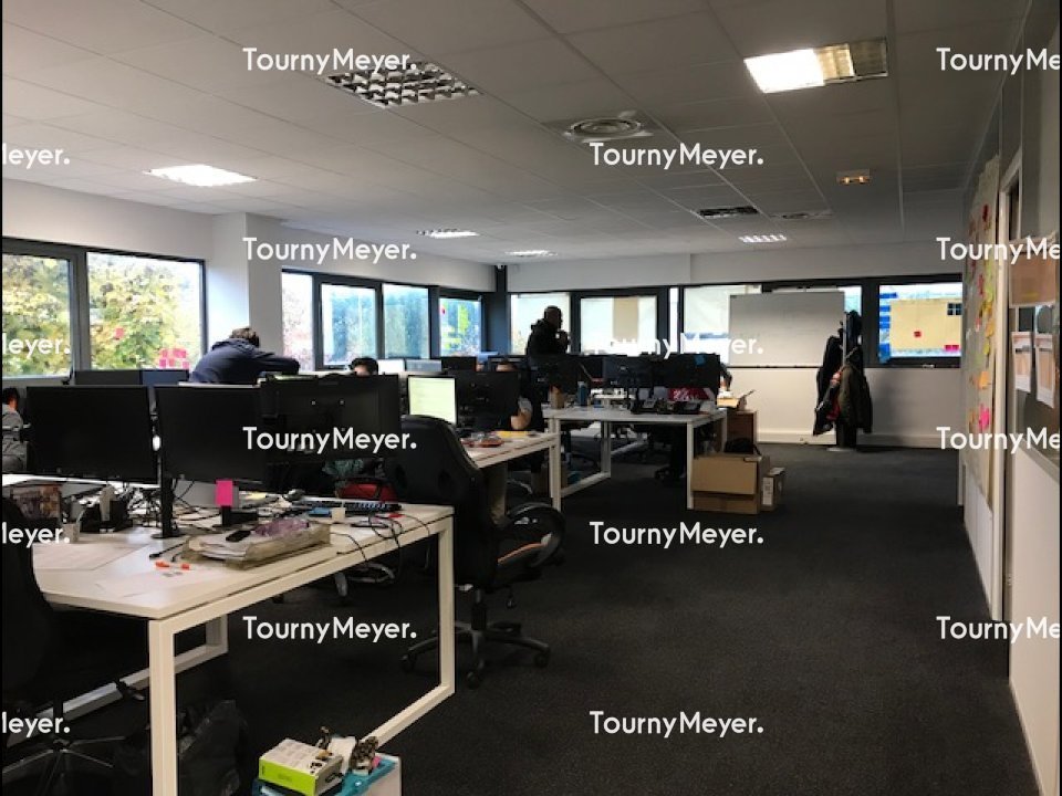 BUREAUX