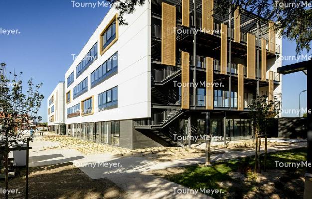 BUREAUX