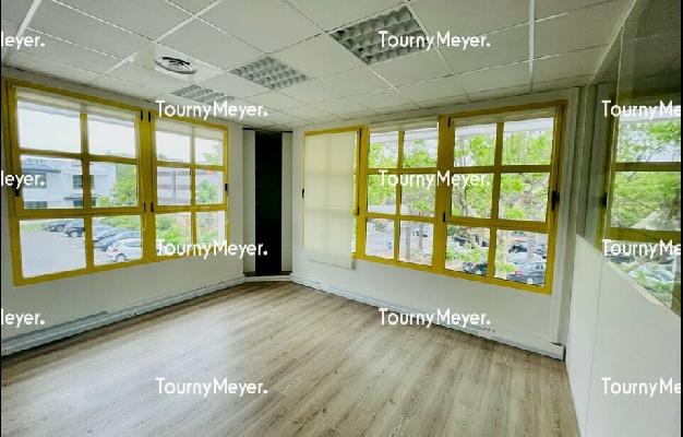 BUREAUX