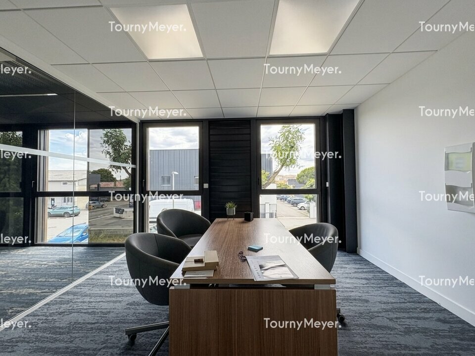 BUREAUX