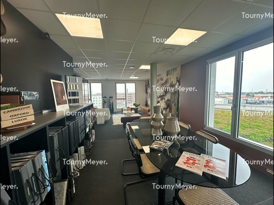 BUREAUX