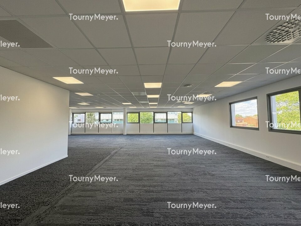 BUREAUX