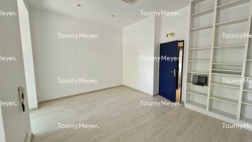 BUREAUX