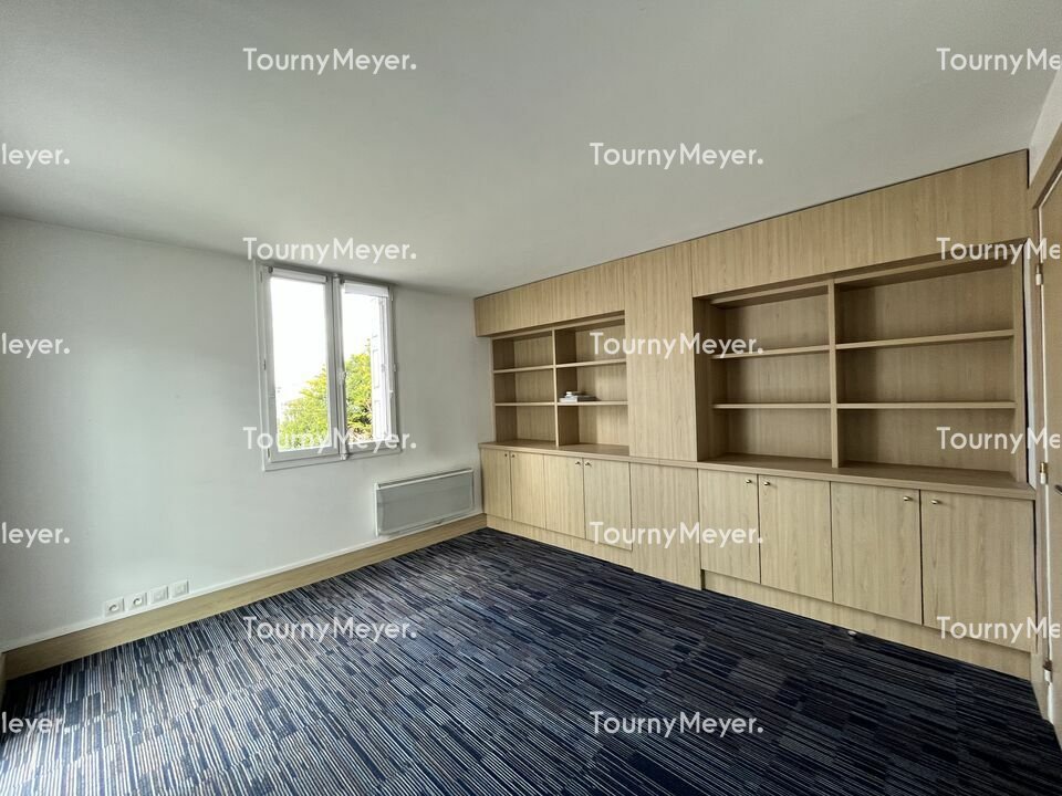 BUREAUX
