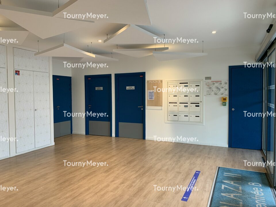 BUREAUX