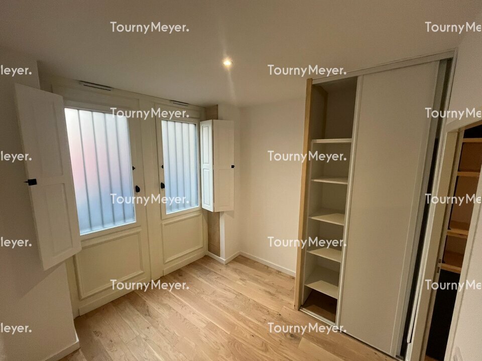 BUREAUX