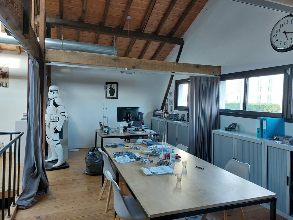 BUREAUX