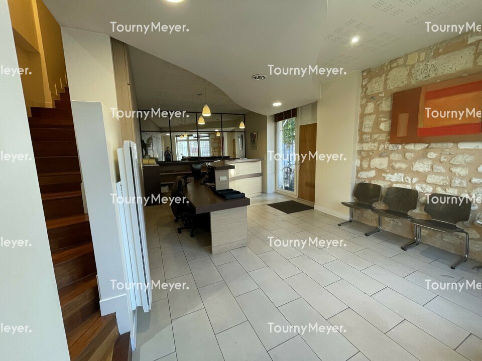 BUREAUX