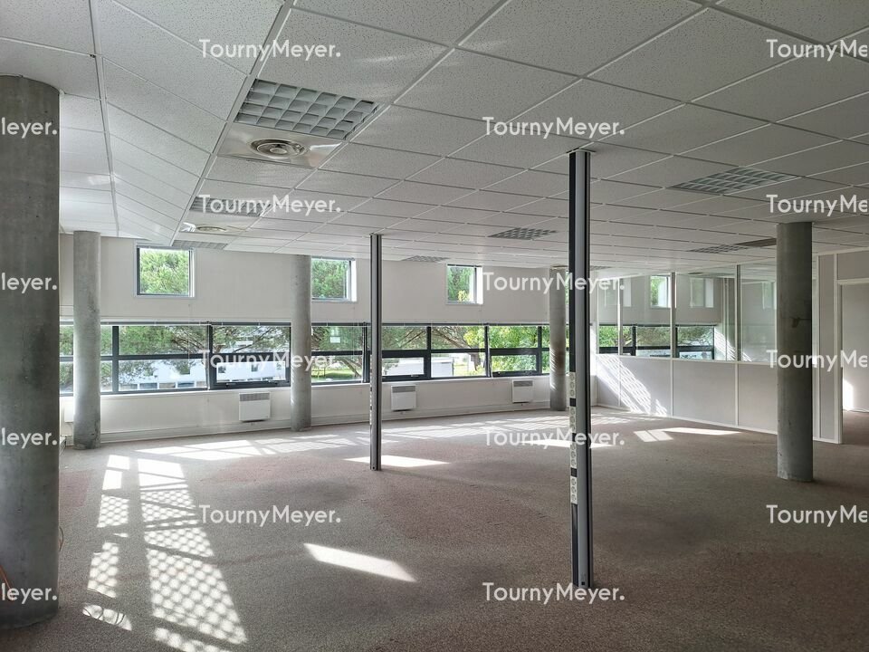 BUREAUX