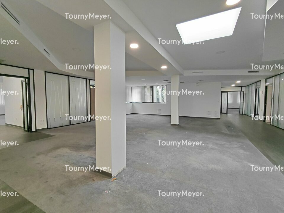 BUREAUX