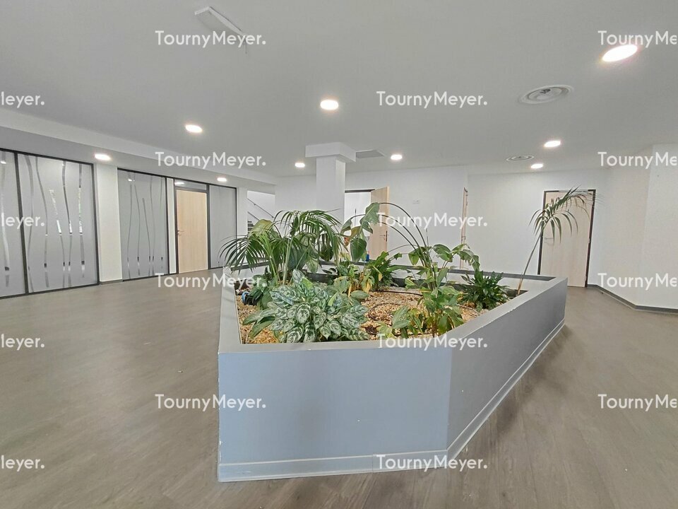 BUREAUX