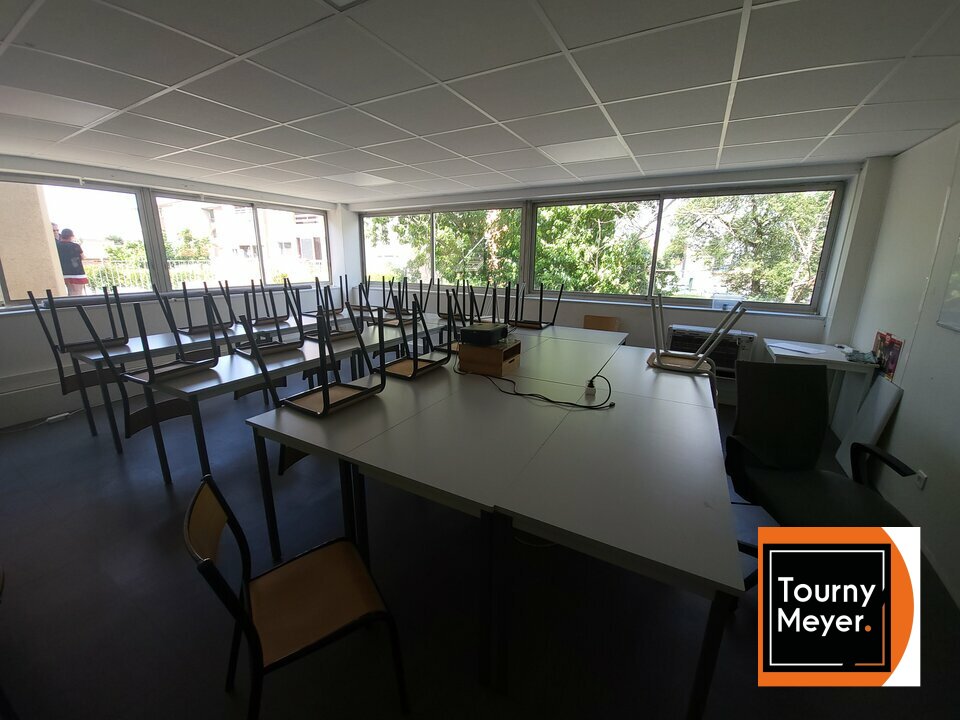 BUREAUX