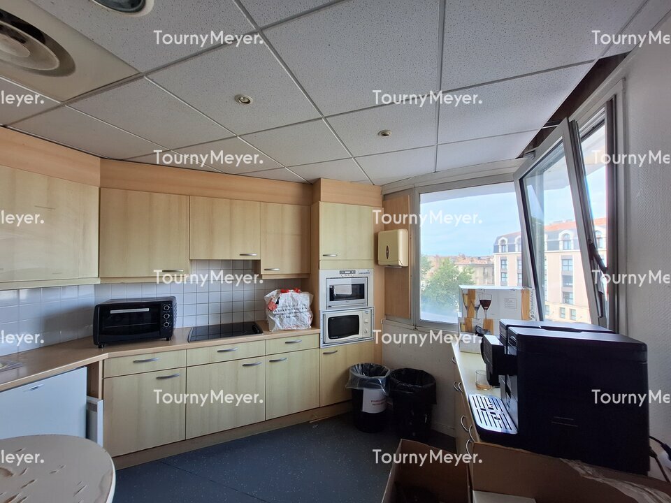 BUREAUX