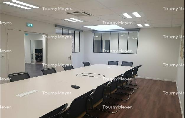 BUREAUX