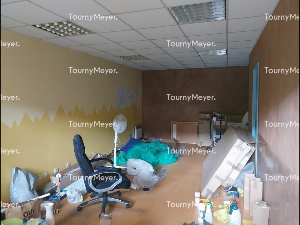 LOCAL D'ACTIVITES