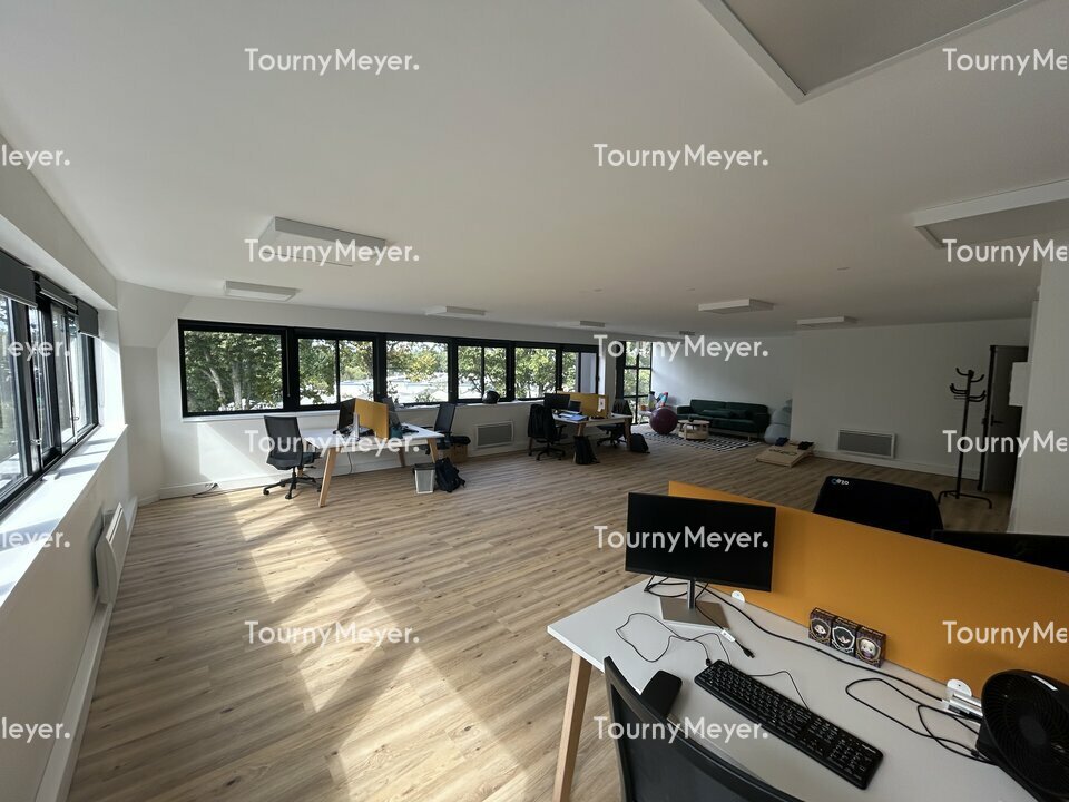 BUREAUX