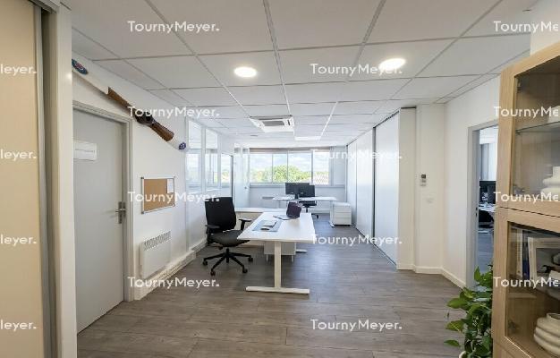 BUREAUX