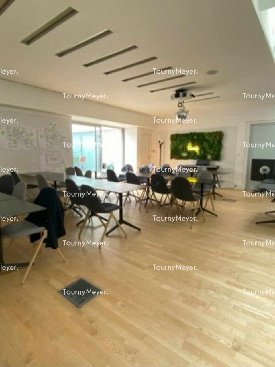 BUREAUX