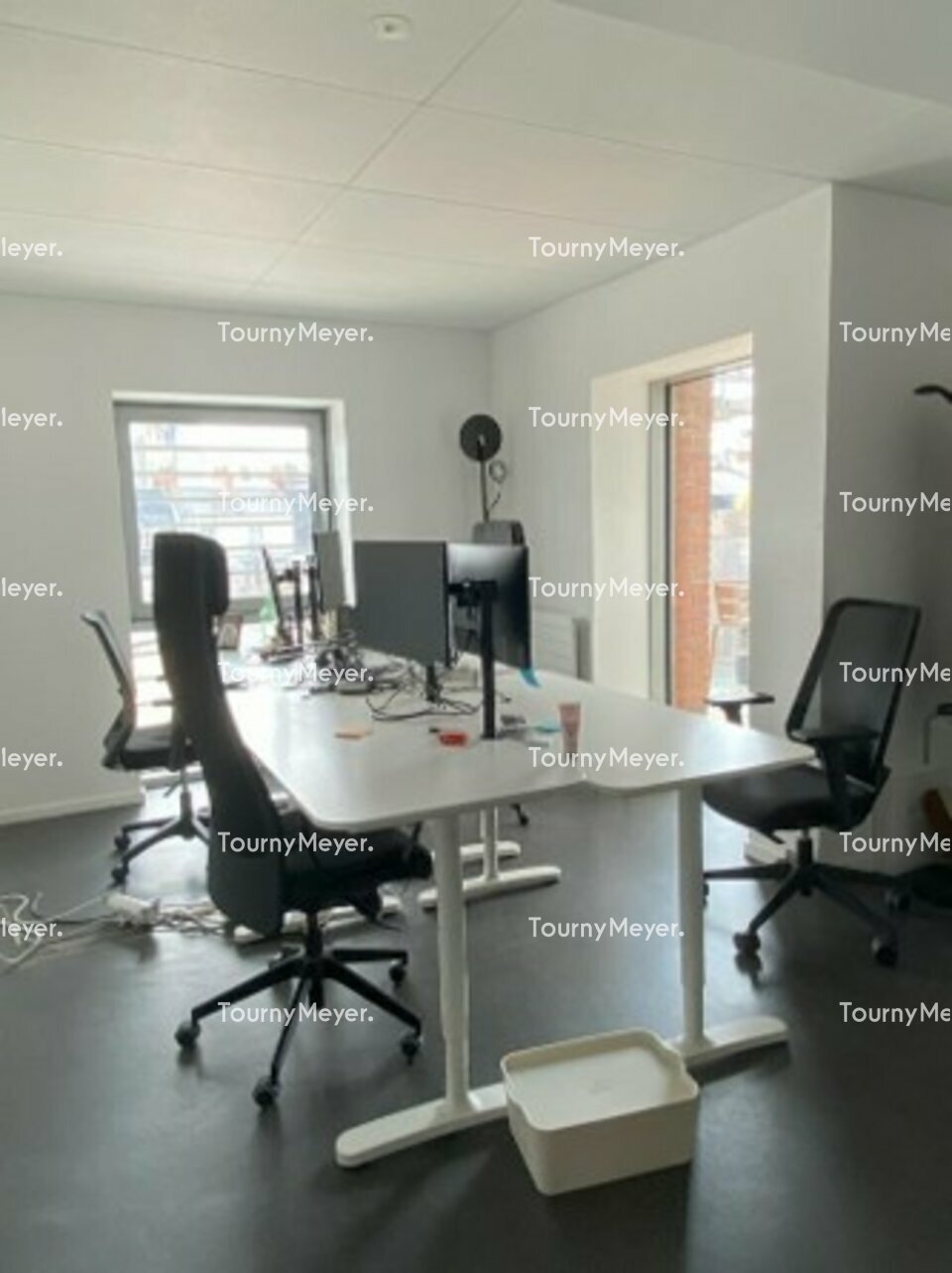 BUREAUX
