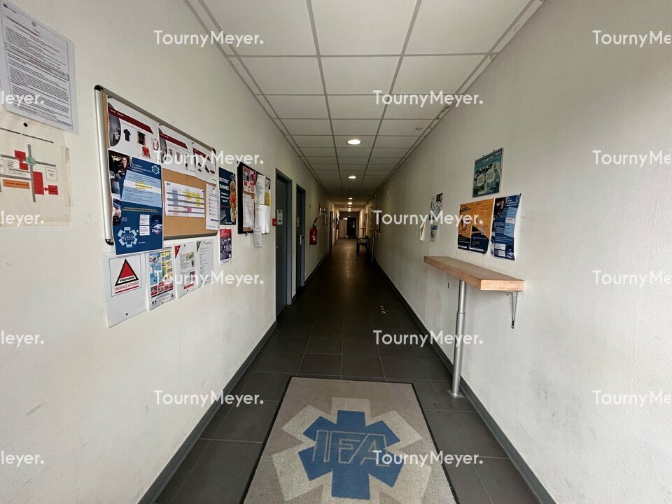 BUREAUX