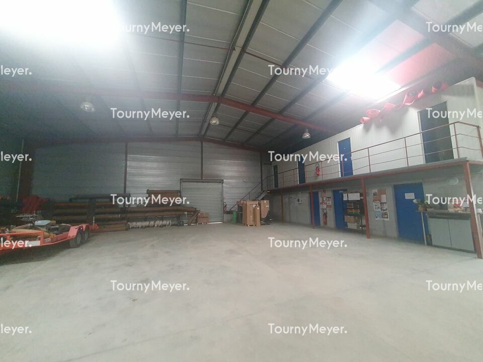 LOCAL D'ACTIVITES