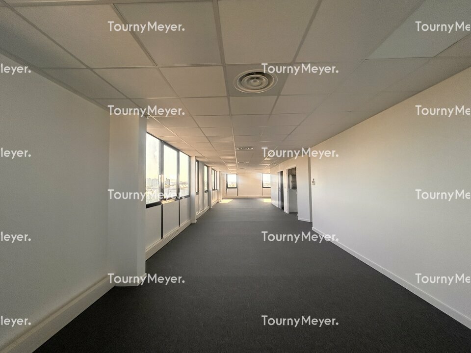 BUREAUX