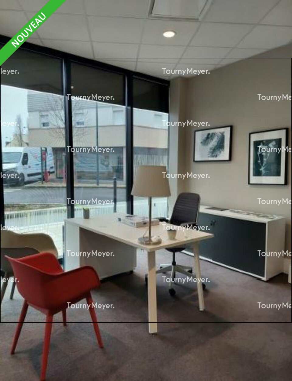 BUREAUX