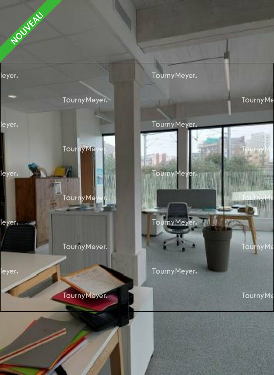 BUREAUX
