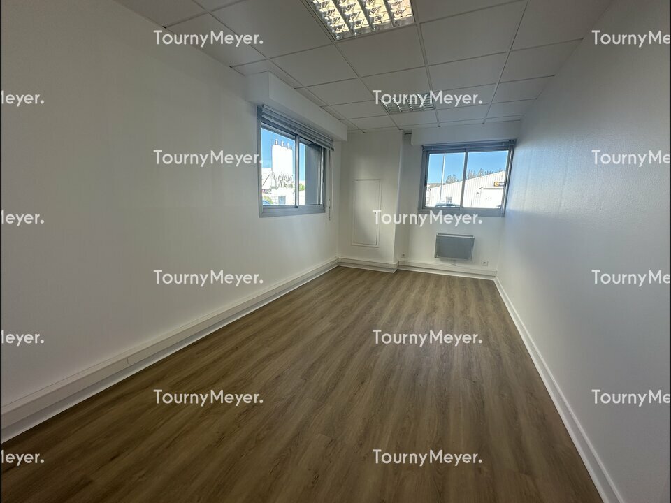 BUREAUX