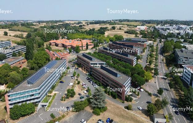 BUREAUX