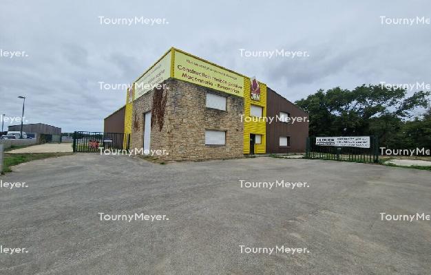 LOCAL D'ACTIVITES