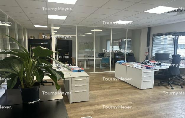 LOCAL D'ACTIVITES