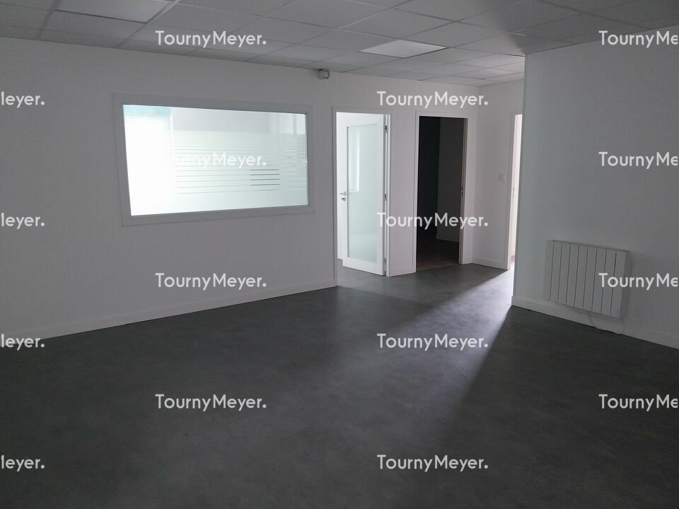LOCAL D'ACTIVITES