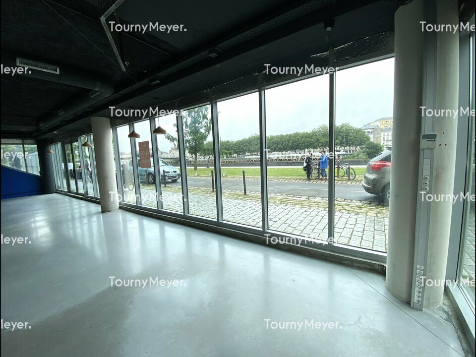 BUREAUX
