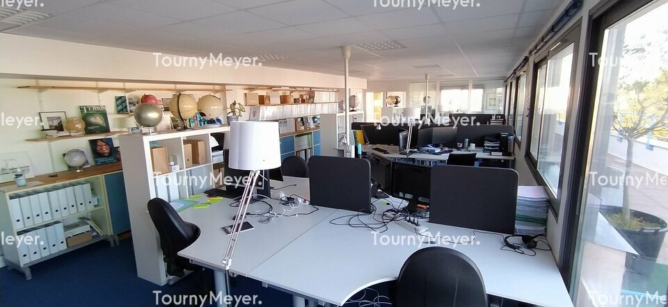 BUREAUX
