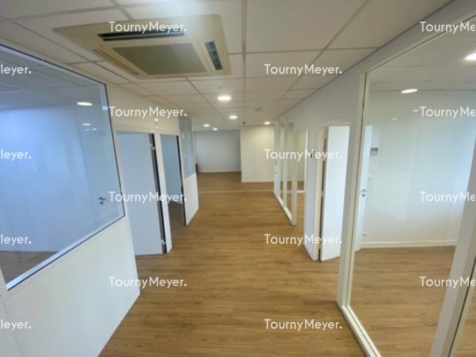BUREAUX