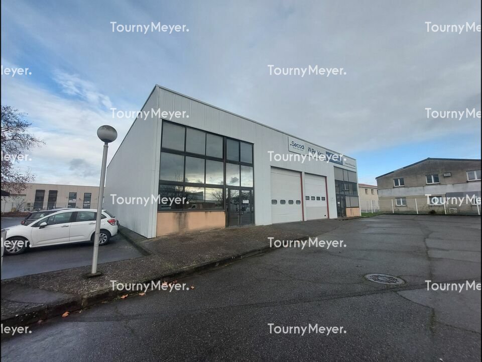 LOCAL D'ACTIVITES